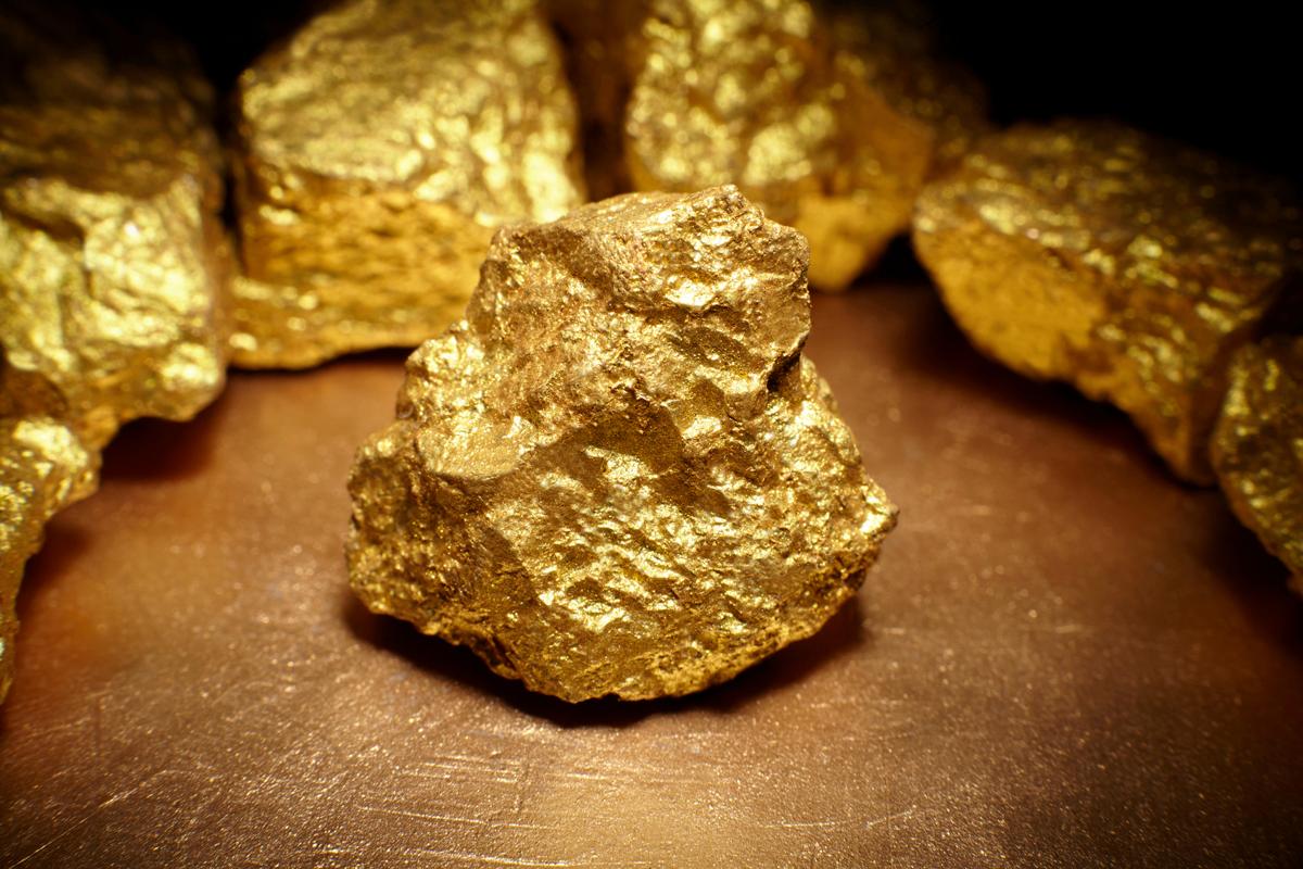 1200-86733441-closeup-of-big-gold-nugget.jpg